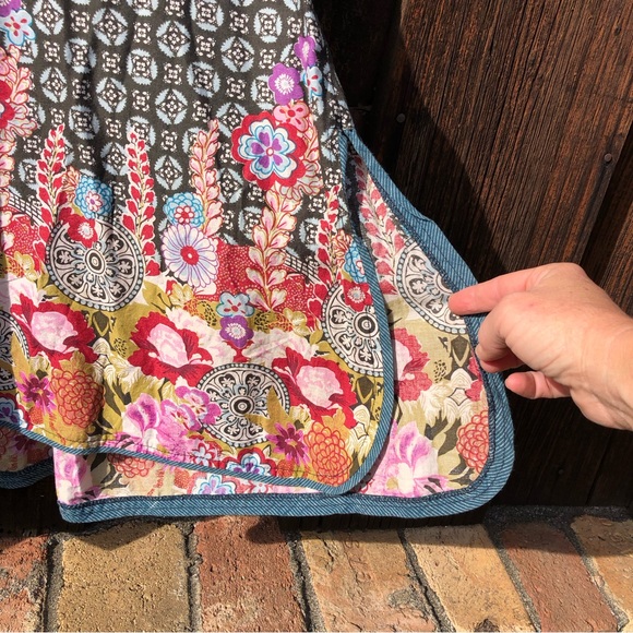 18 Fire. Sleeveless Tunic. Small. - Picture 7 of 9